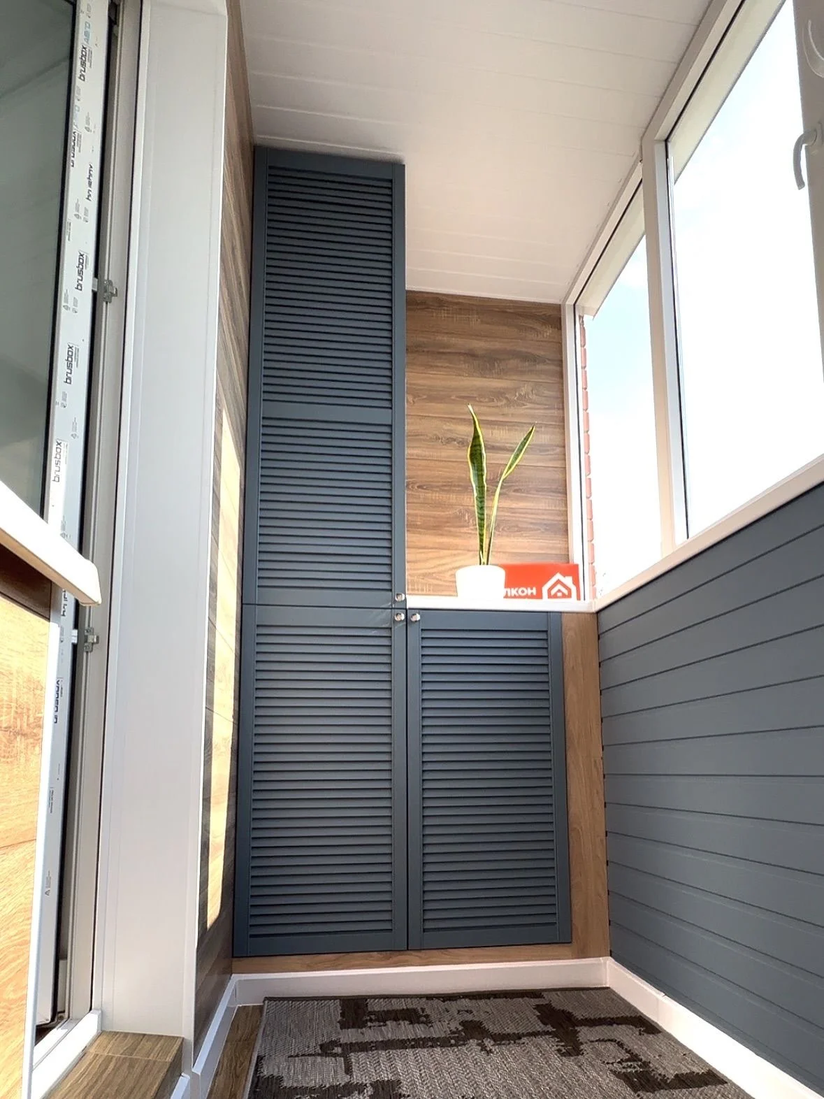 Объединение лоджии с комнатой — отделка балкона, портфолио NewVision, Минск